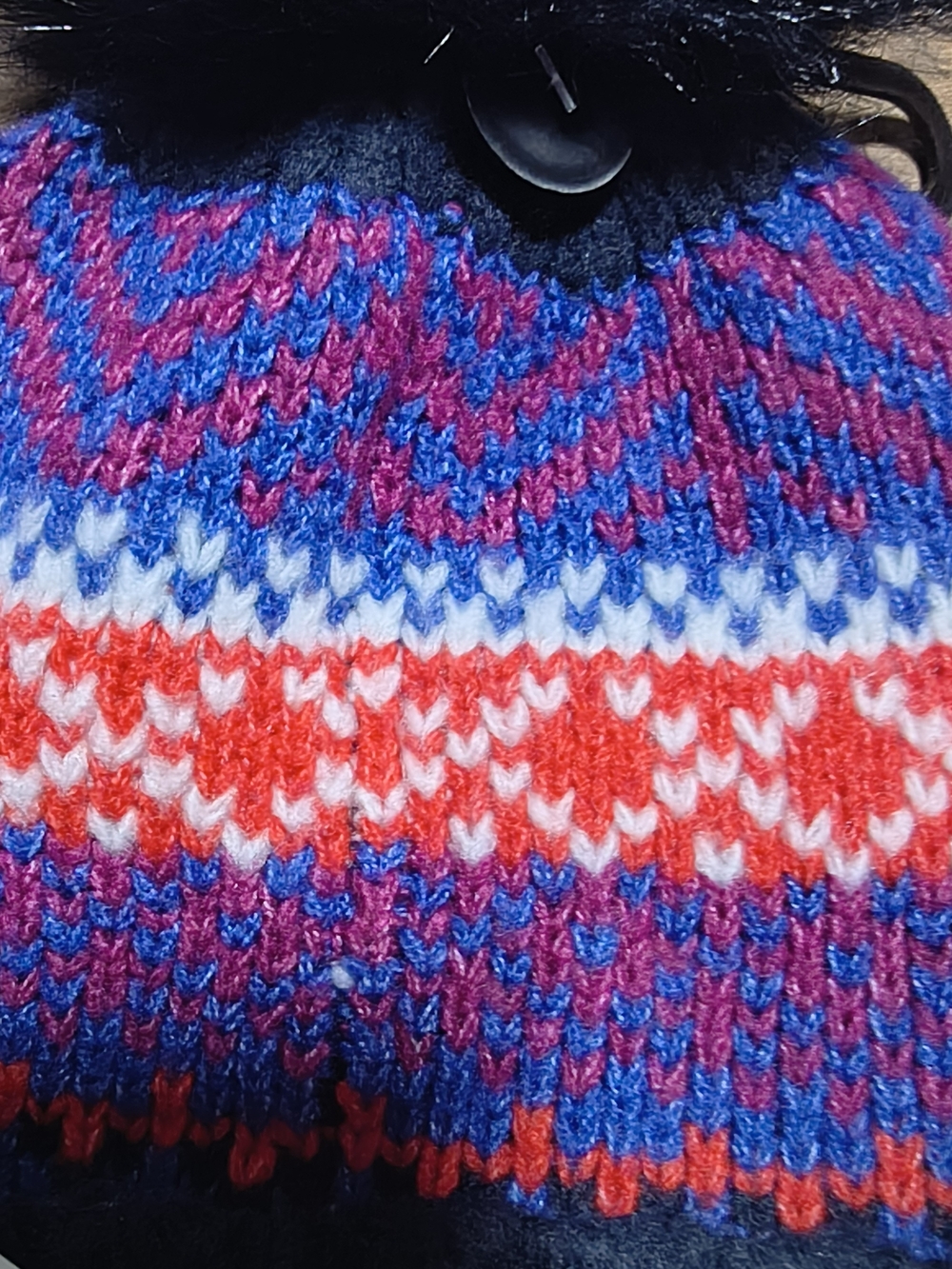 Old Navy Black Cuff Beanie with Red & Blue Fair Isle Pattern and Black Pom - Picture 4 of 4